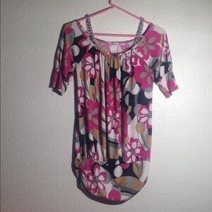 FINAL MARKDOWN Ladies' Lipstick Chain-Accented Banded Top small